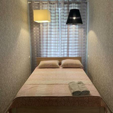 Пр.Поля 104 Апартаменты Dnipro Exterior foto